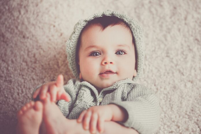 5 combinações de signos que fazem bebês lindos
