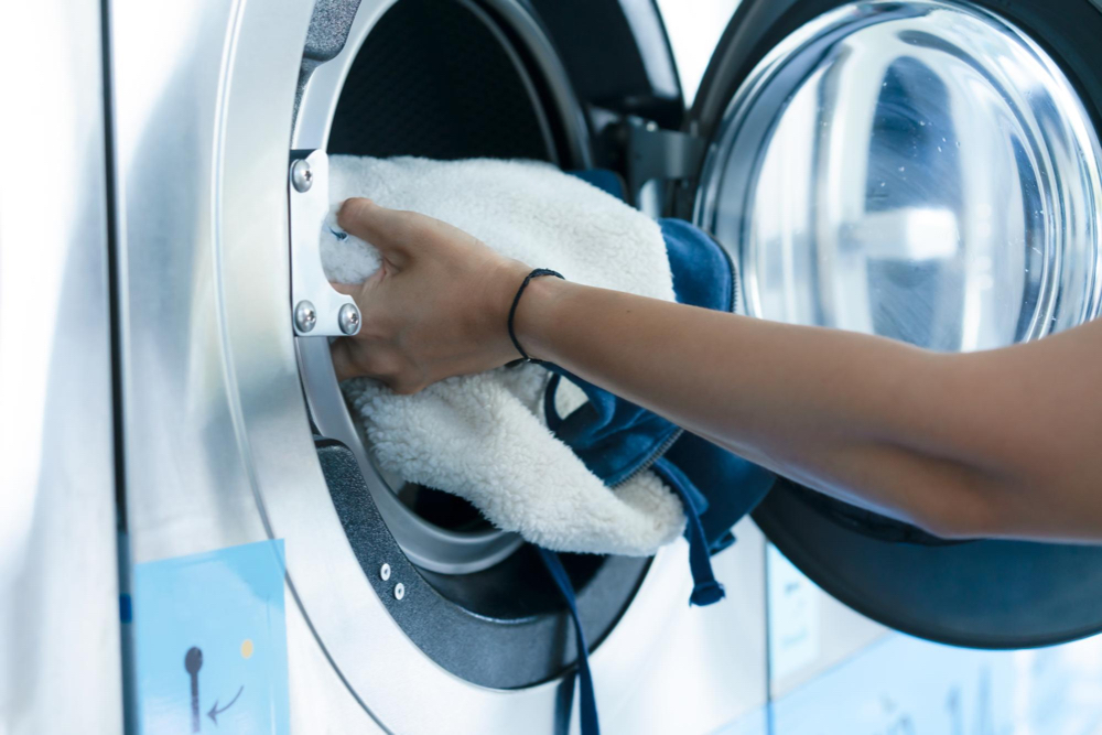 3 razões para usar vinagre na máquina de lavar roupa